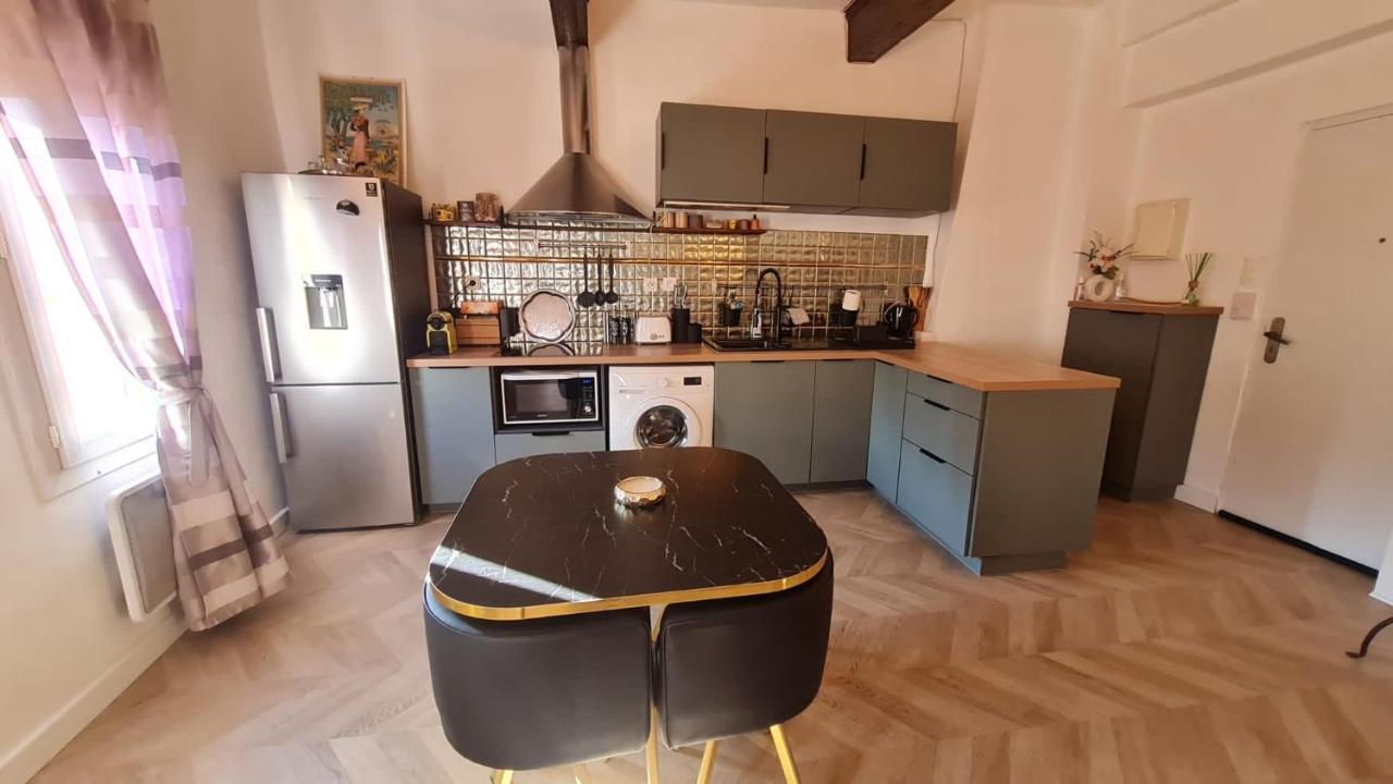 Sunny Apartment With Nice View In History City Center Αιξ-αν-Προβάνς Εξωτερικό φωτογραφία
