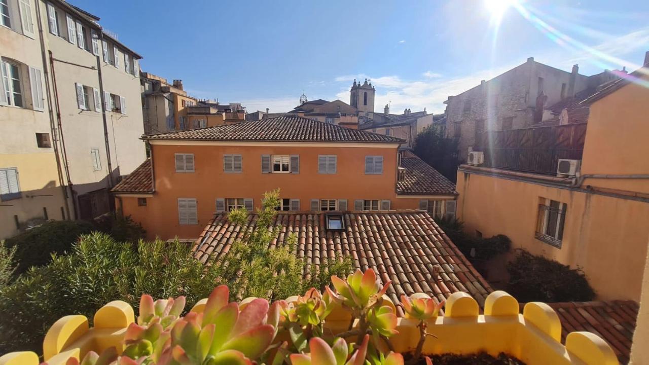 Sunny Apartment With Nice View In History City Center Αιξ-αν-Προβάνς Εξωτερικό φωτογραφία